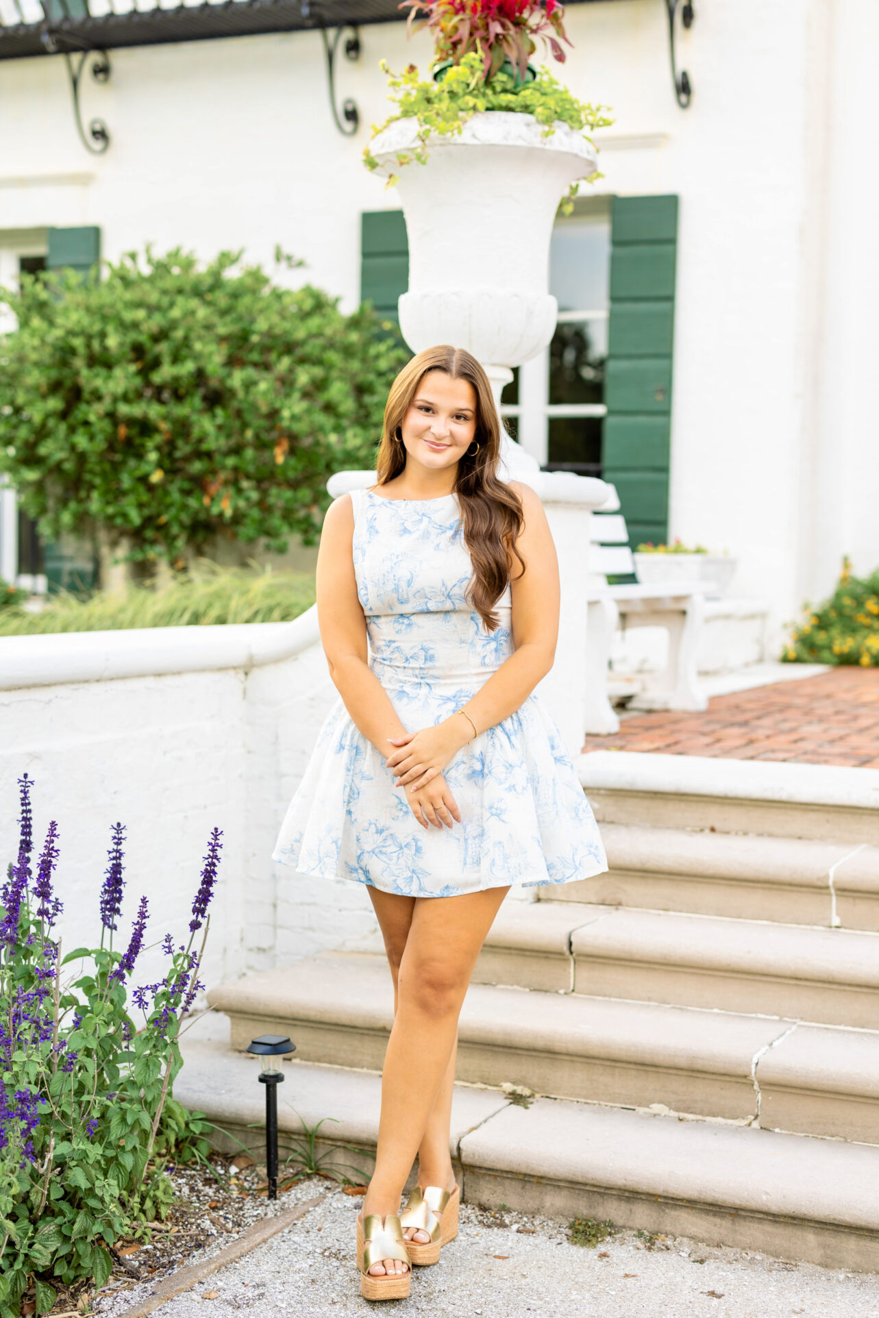 A girl in Jekyll Island for Senior Session