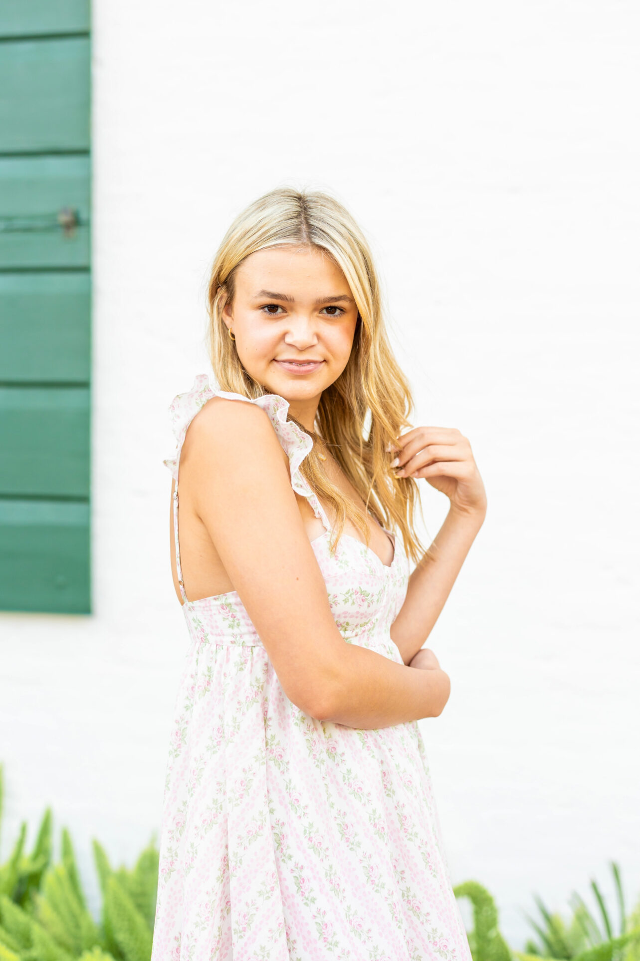 A girl in Jekyll Island for Senior Session